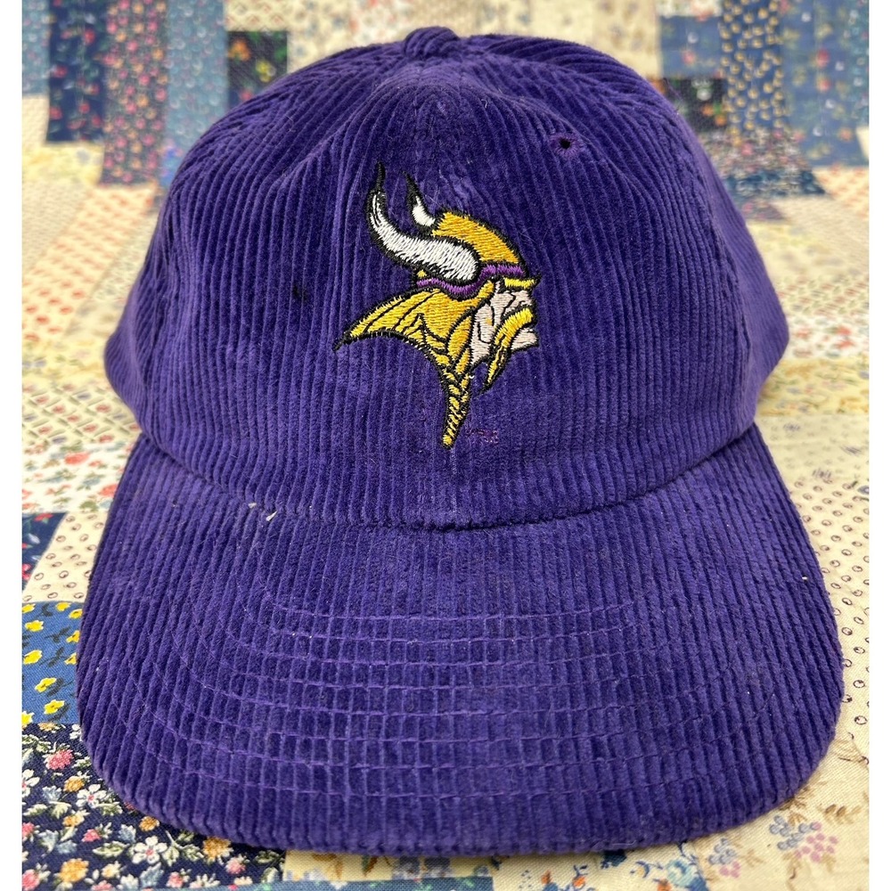 Vintage ANNCO Minnesota Vikings Purple Corduroy Snap Back Cap Hat